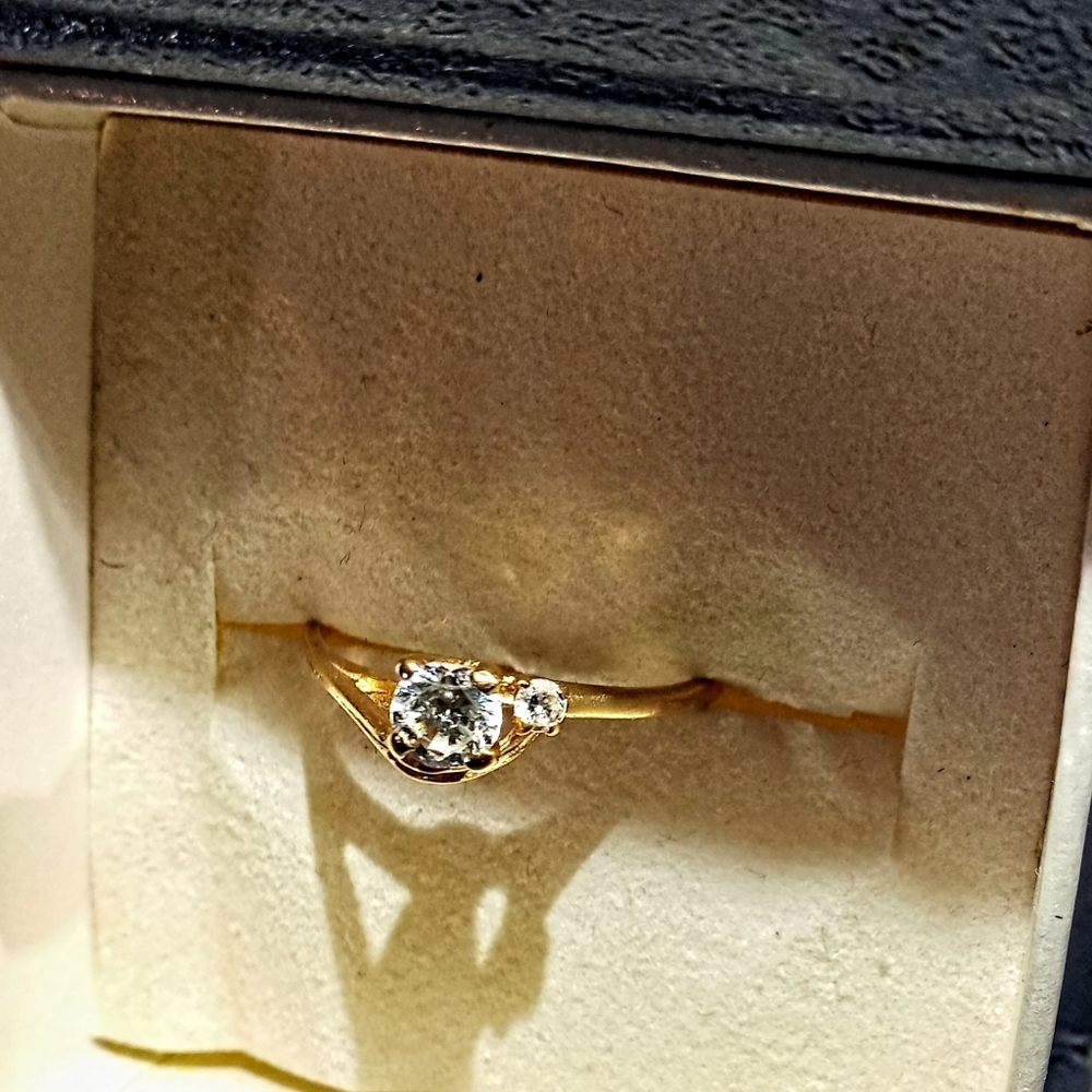 Genuine 14k Gold 2 Stone CZ Ring - Picture 5 of 13
